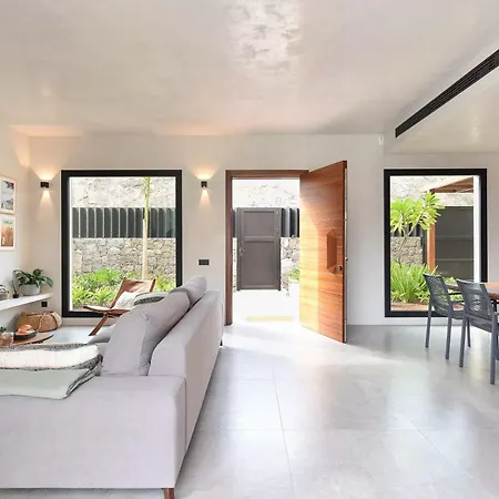 Villa Barranco Gran Canaria Luxury Redefined Tranquility By The Sea Unforgettable Island Retreat * Las Palmas de Gran Canaria